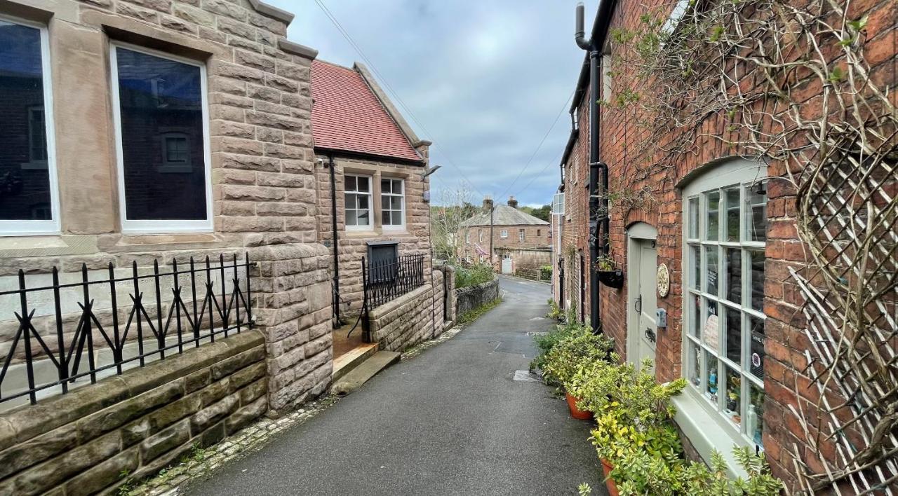 Chapel Row 1